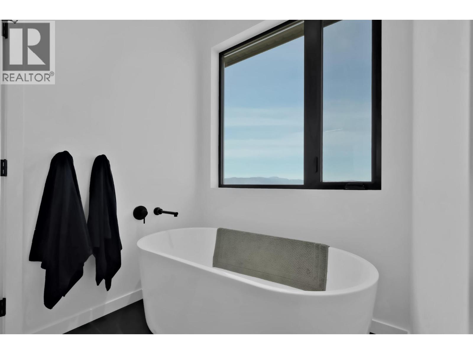  2192 Ryegrass Road, Kelowna