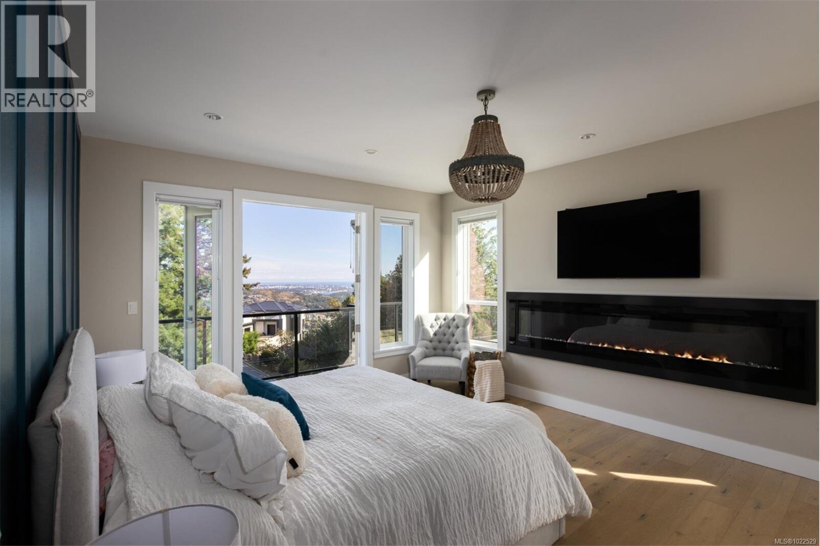 1414 Grand Forest Close, Langford