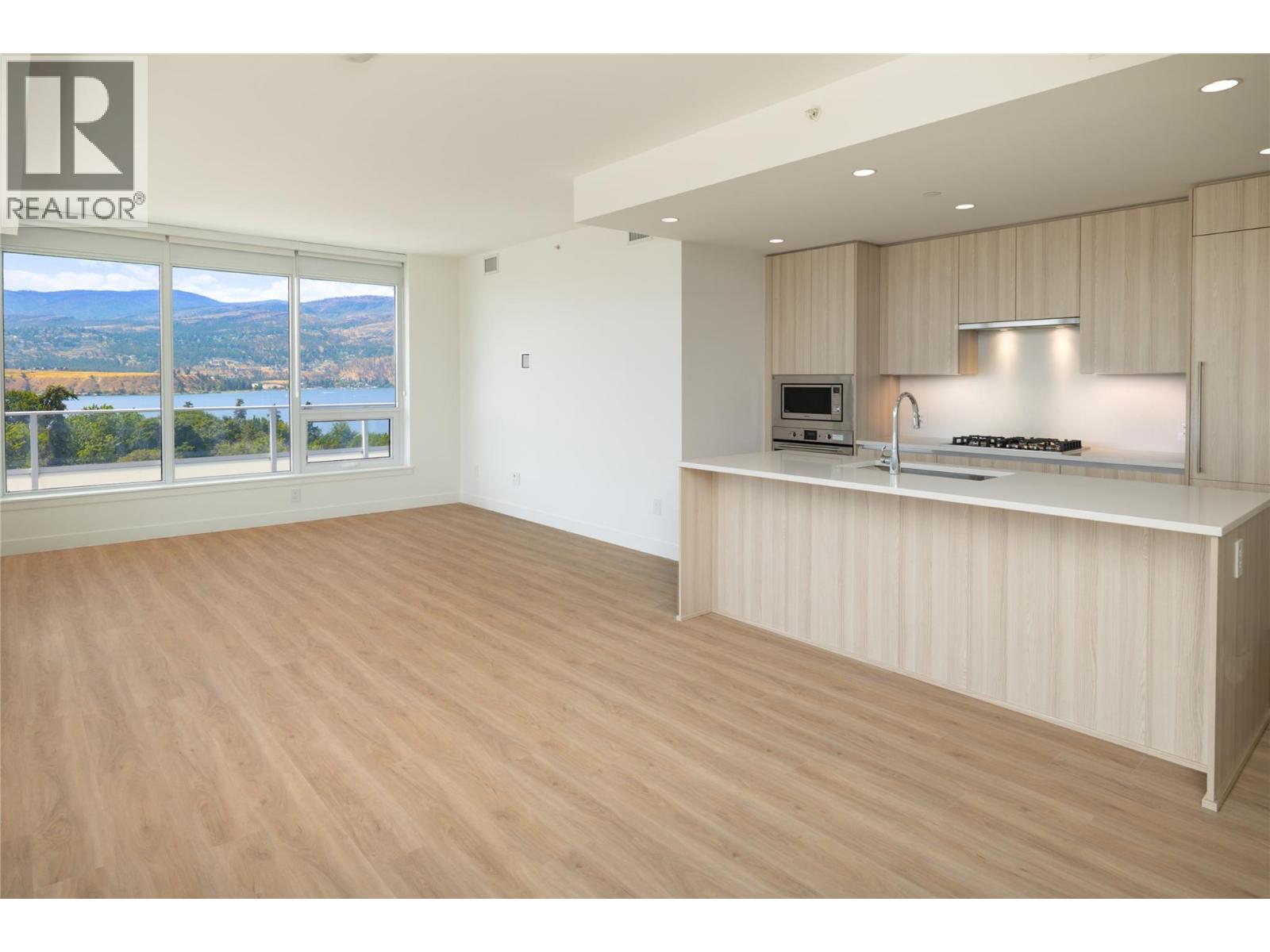 807 238 Leon Avenue, Kelowna