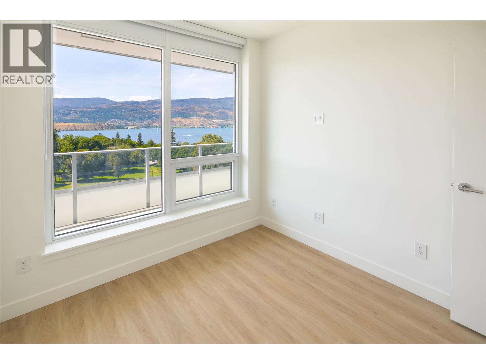 807 238 Leon Avenue, Kelowna