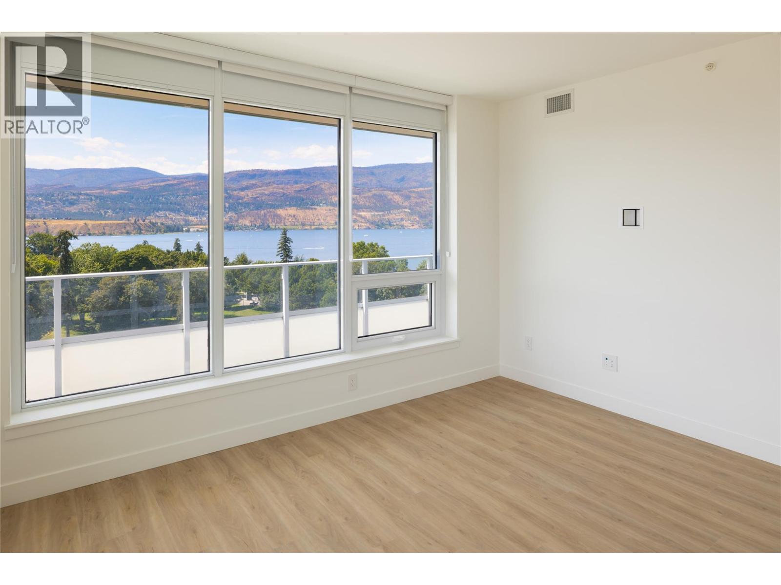 807 238 Leon Avenue, Kelowna