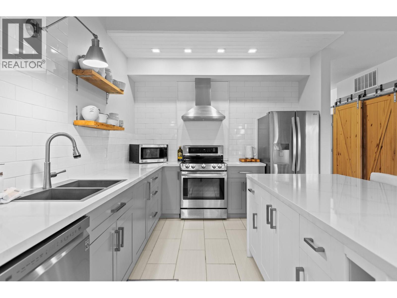 302 2300 Benvoulin Road, Kelowna