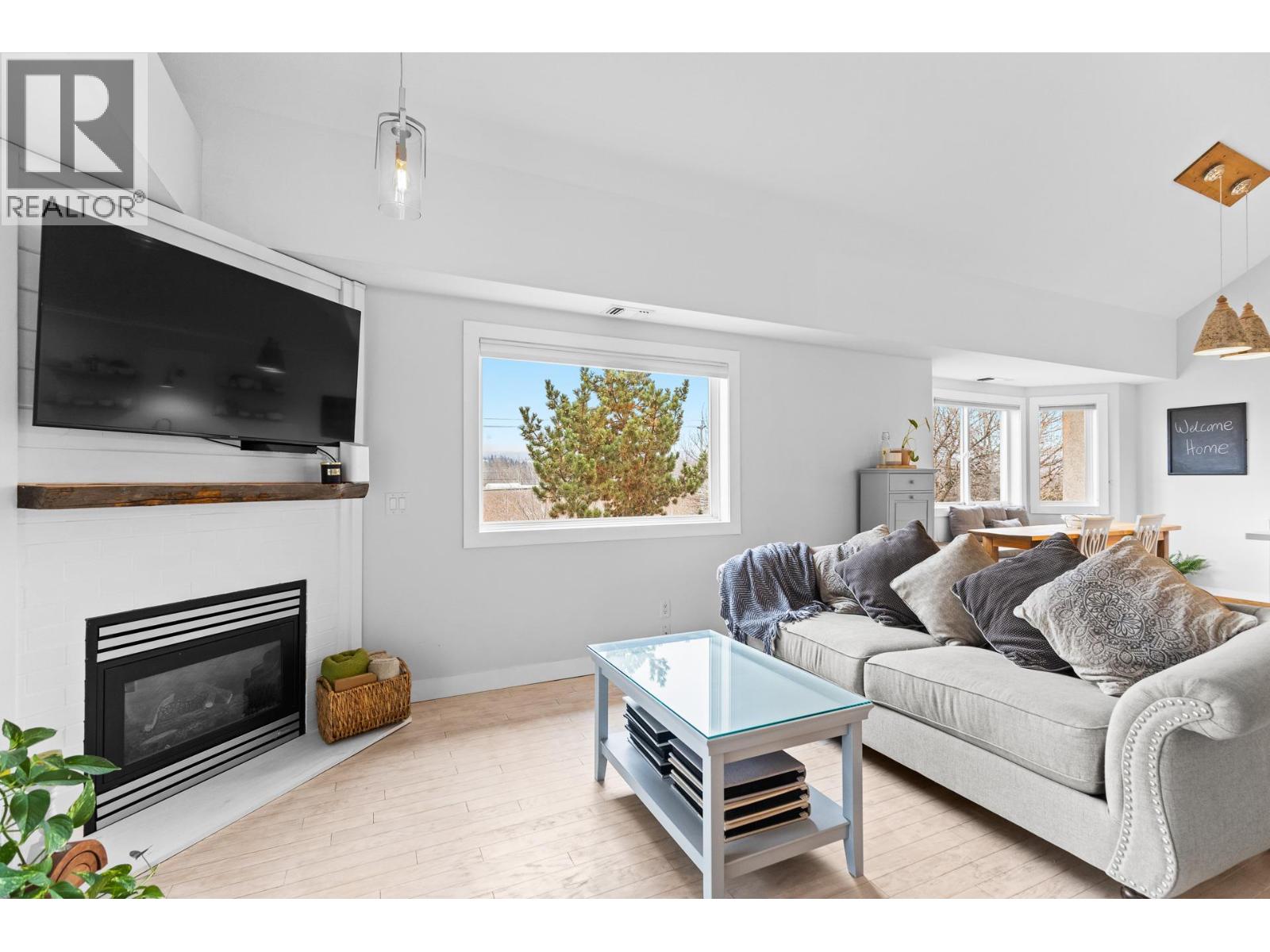 302 2300 Benvoulin Road, Kelowna