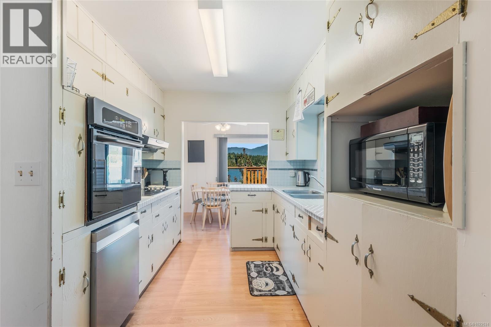 10011 Blower Rd, Port Alberni