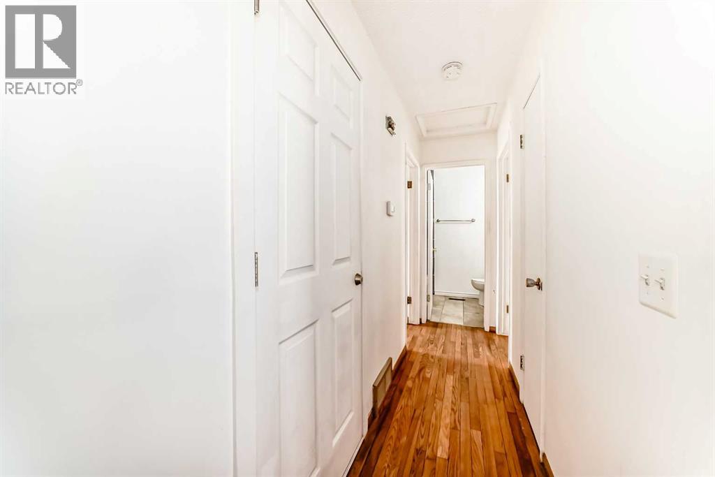 Single Family House Bi-level for Sale in  Falwood Way NE Falconridge Calgary 