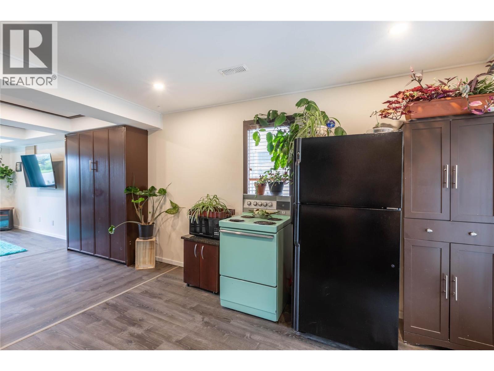  1415 Nelson Place, Kelowna