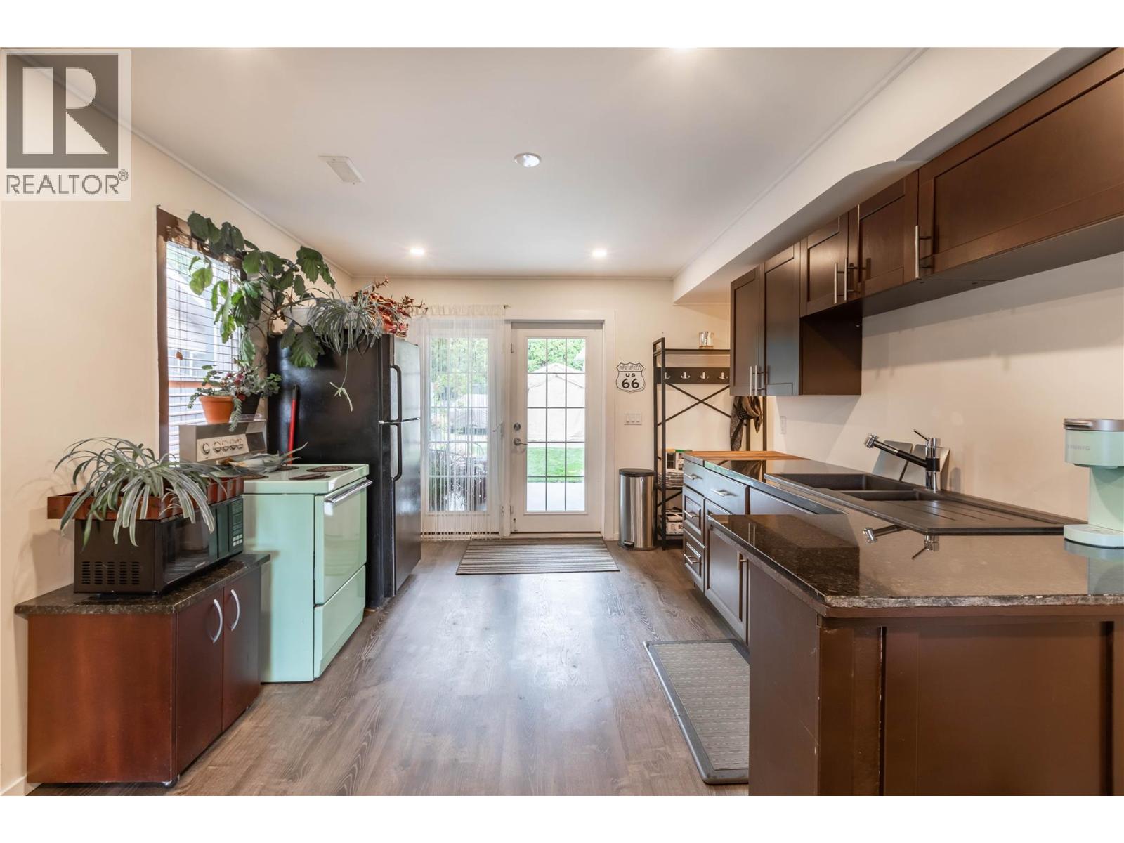  1415 Nelson Place, Kelowna