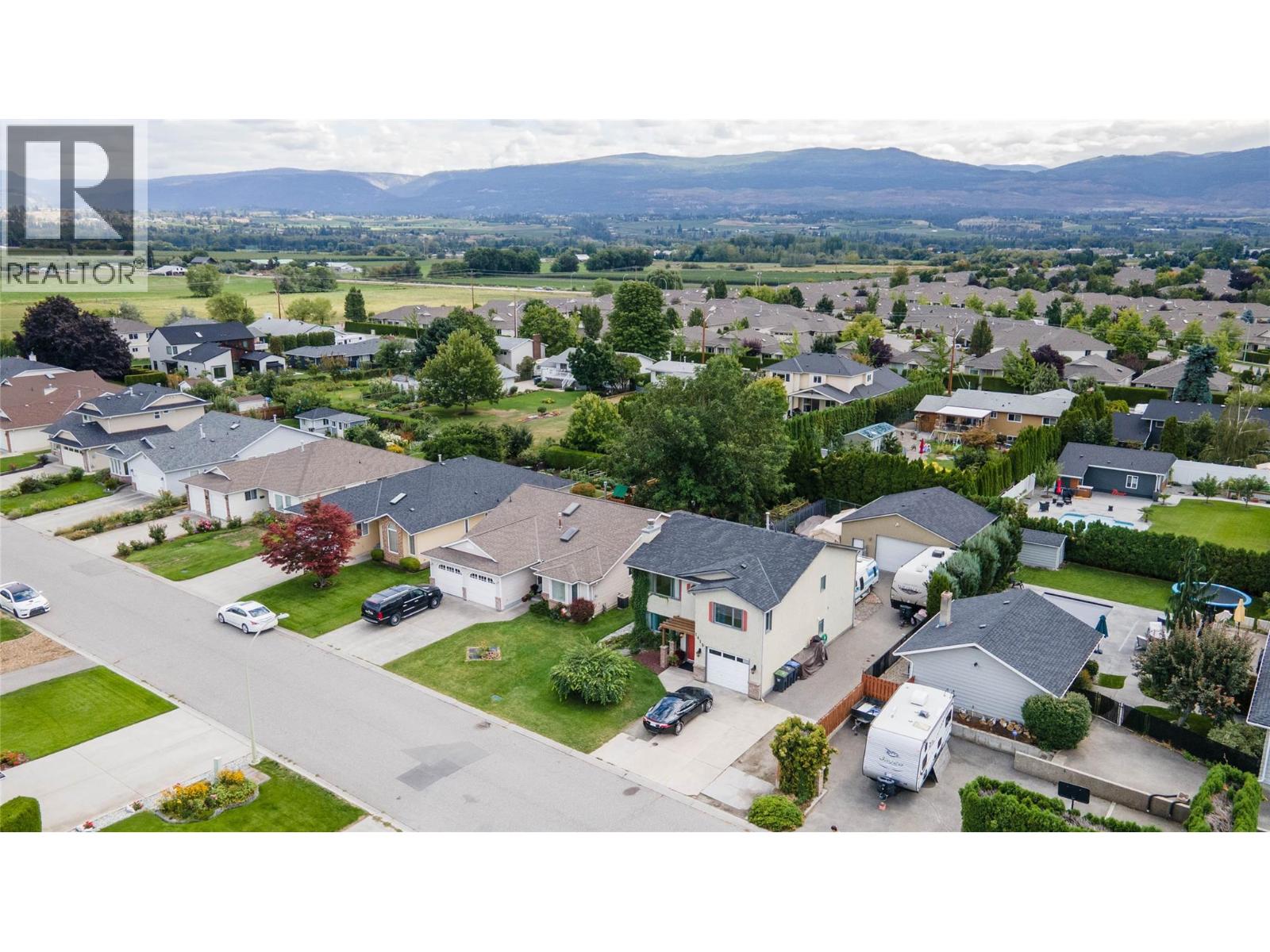  1415 Nelson Place, Kelowna