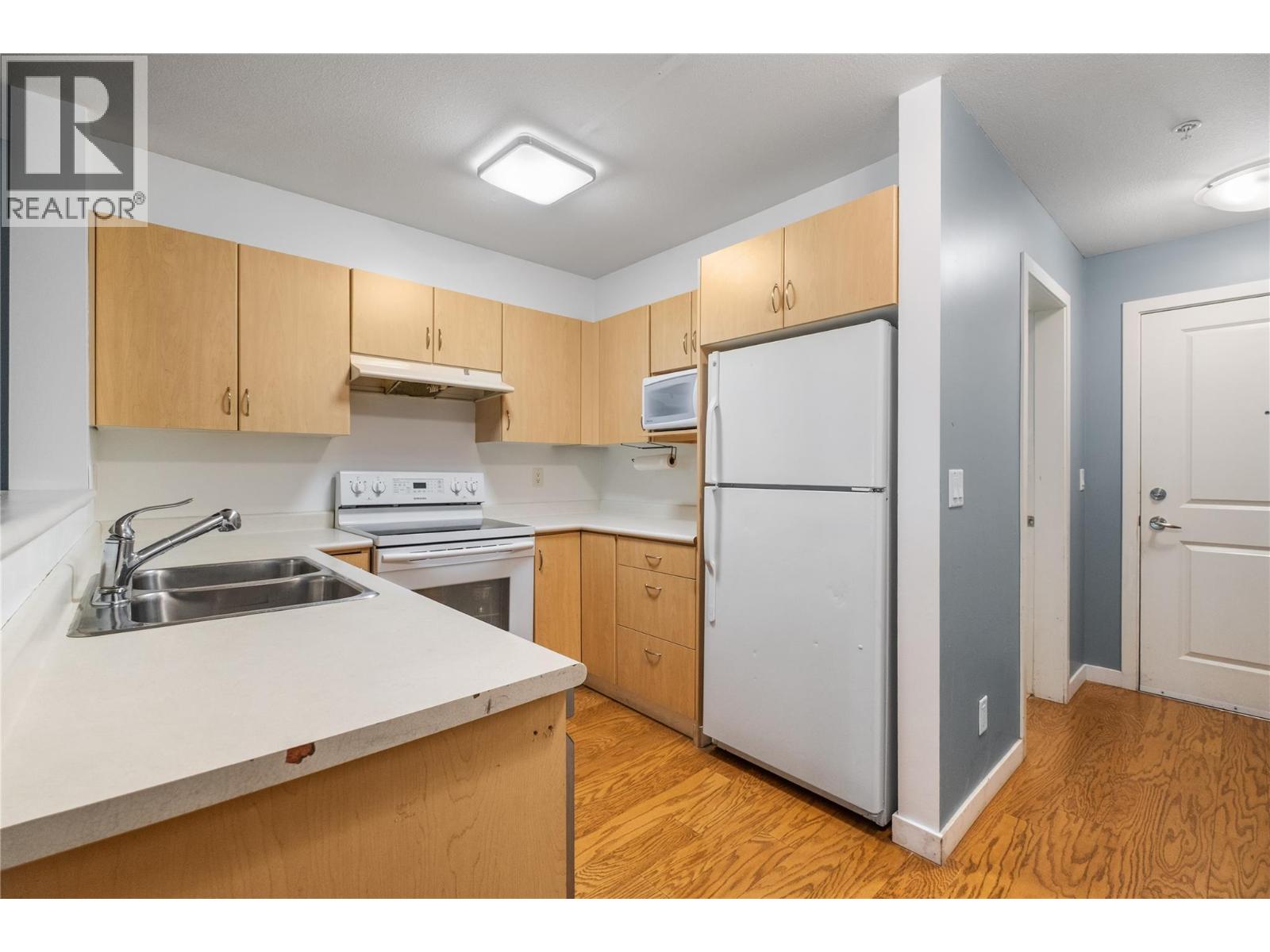 567 Yates Road Unit# 210, Kelowna