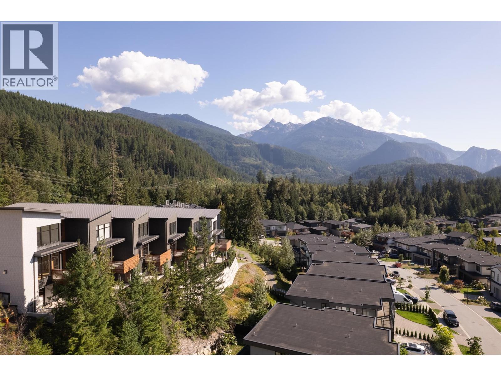 5 3407 MAMQUAM ROAD, Squamish