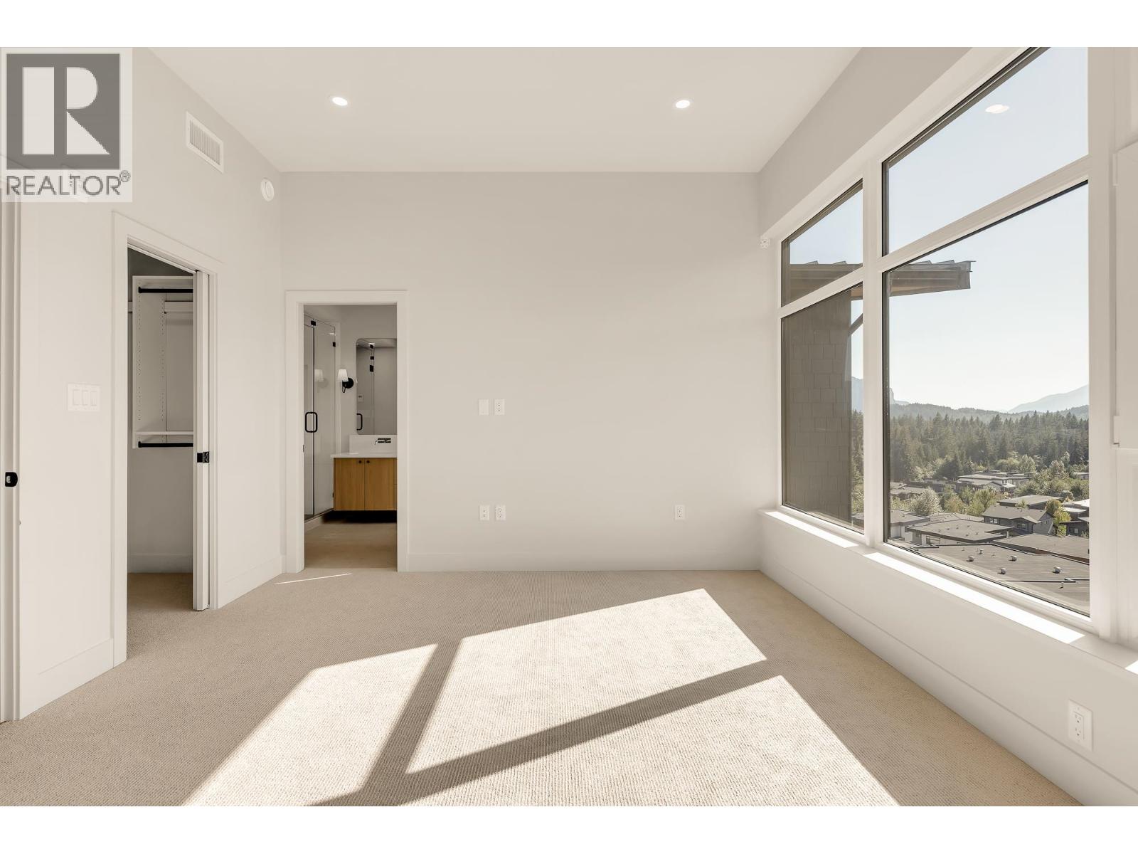 5 3407 MAMQUAM ROAD, Squamish