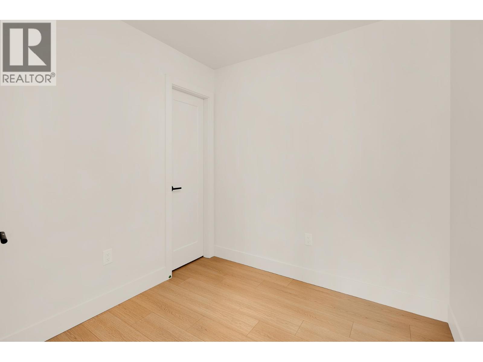 5 3407 MAMQUAM ROAD, Squamish