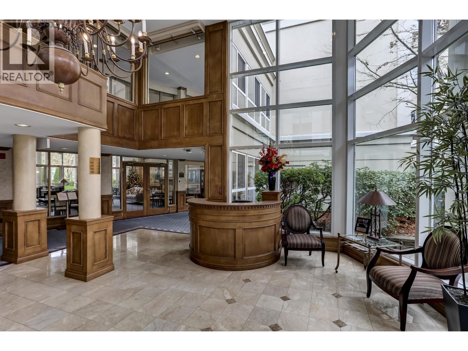 343 3098 GUILDFORD WAY, Coquitlam