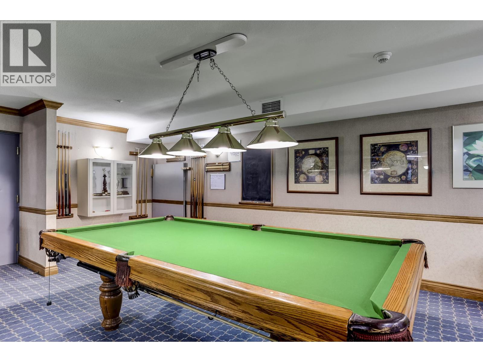 343 3098 GUILDFORD WAY, Coquitlam