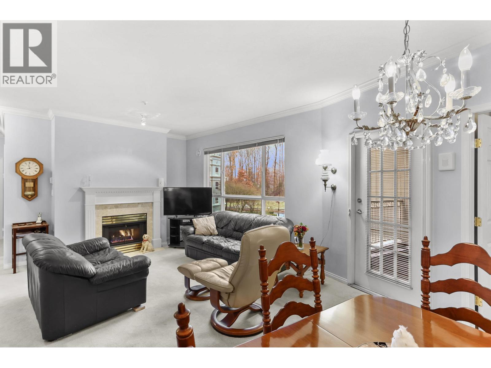 343 3098 GUILDFORD WAY, Coquitlam