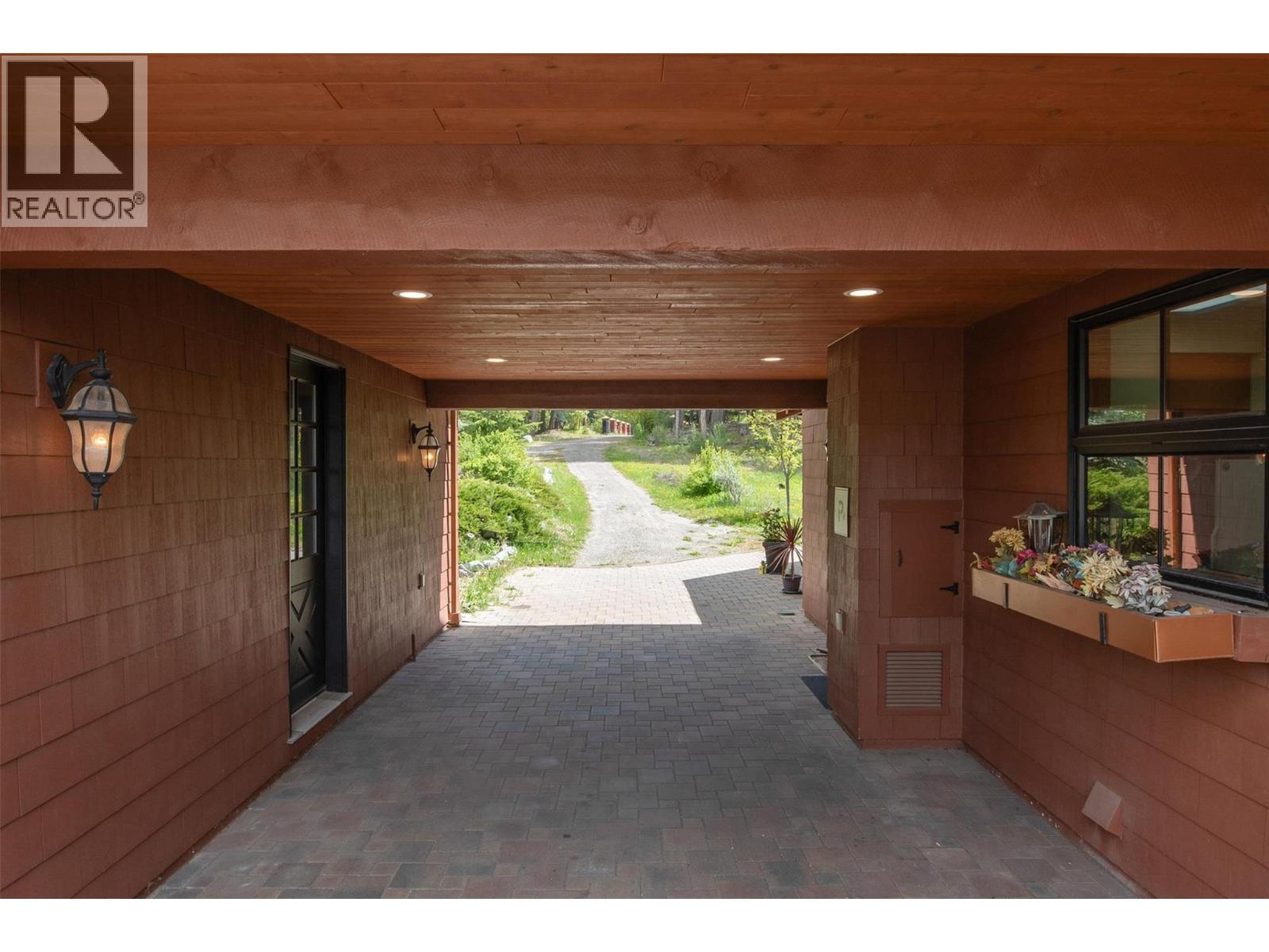  1306 Huckleberry Road, Kelowna