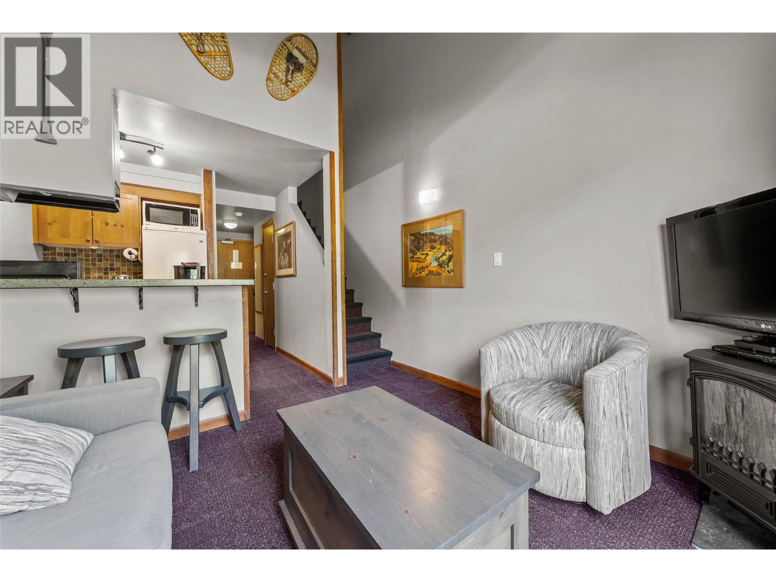 #433 3220 VILLAGE WAY - 9