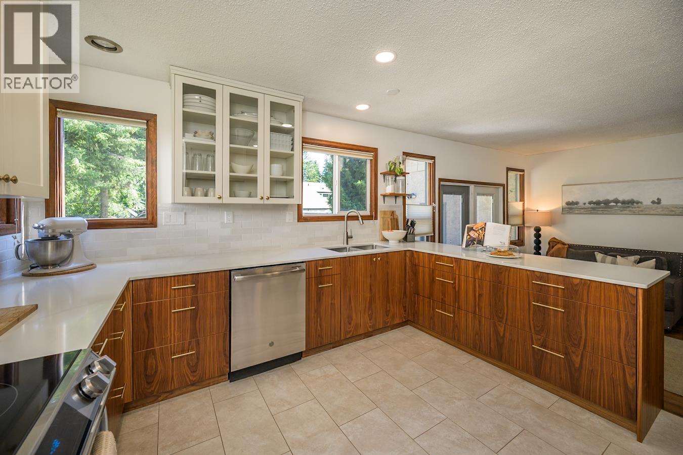 5620 MCGRATH PLACE, Prince George