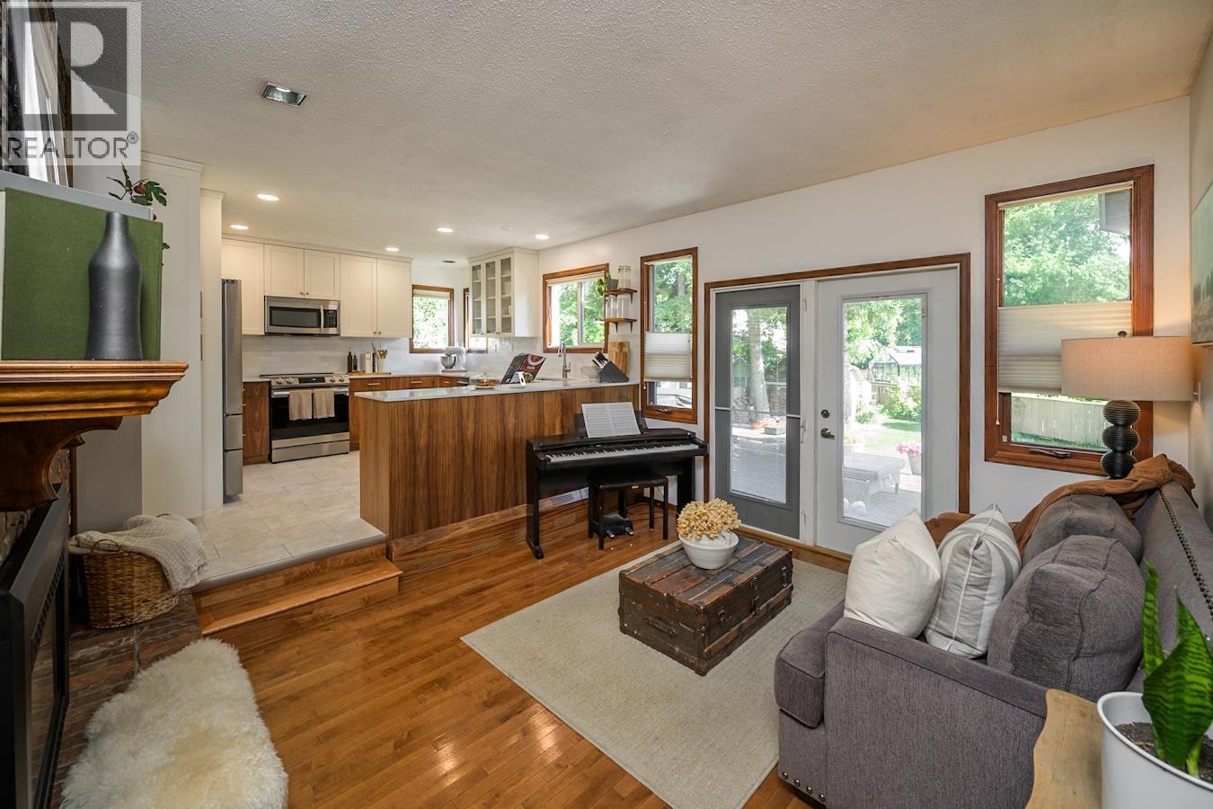 5620 MCGRATH PLACE, Prince George