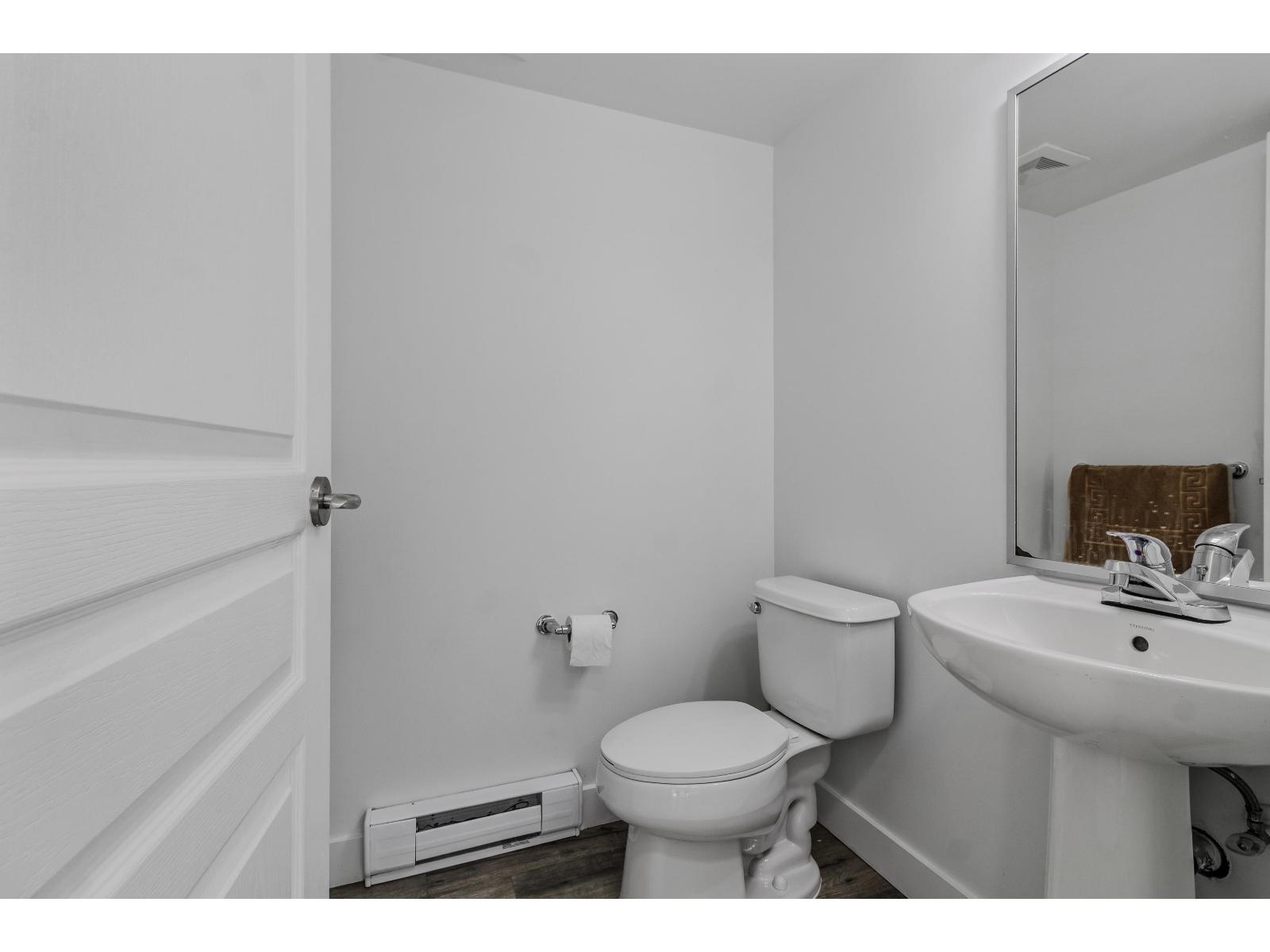 82 20038 70 AVENUE, Langley