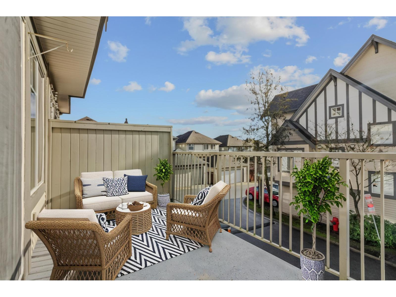 82 20038 70 AVENUE, Langley