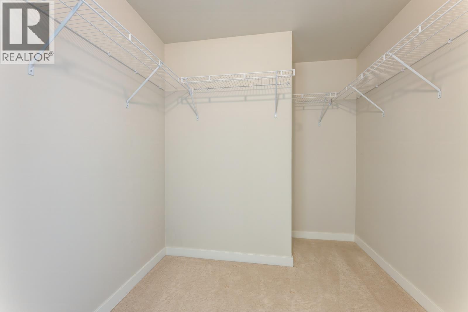 1103 3096 WINDSOR GATE, Coquitlam