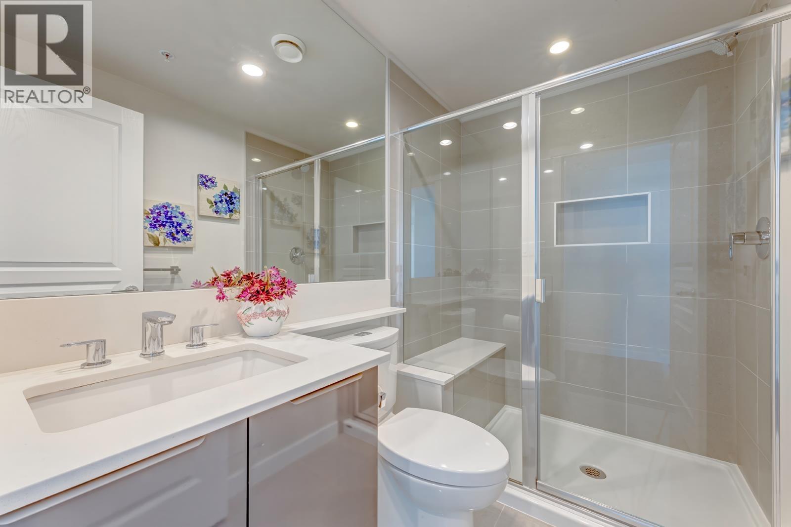 1103 3096 WINDSOR GATE, Coquitlam