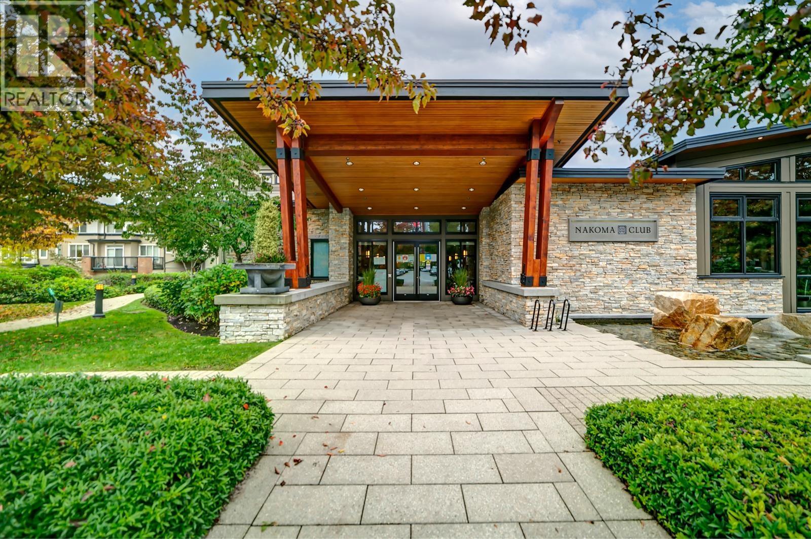 1103 3096 WINDSOR GATE, Coquitlam