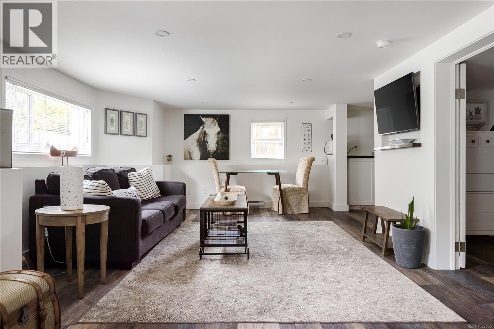  110 Eberts Street, Victoria