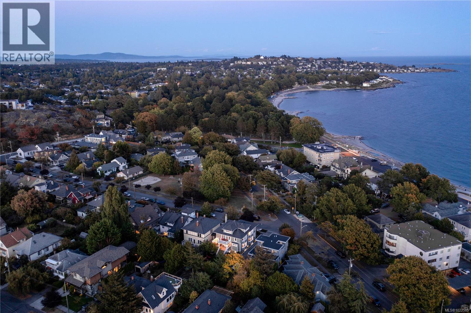  110 Eberts Street, Victoria