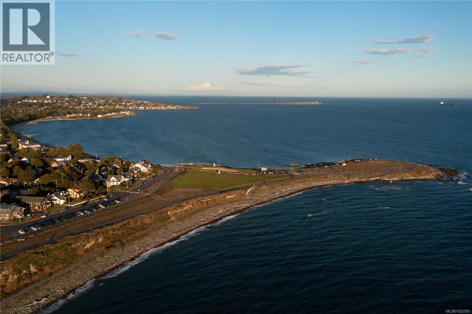  110 Eberts Street, Victoria