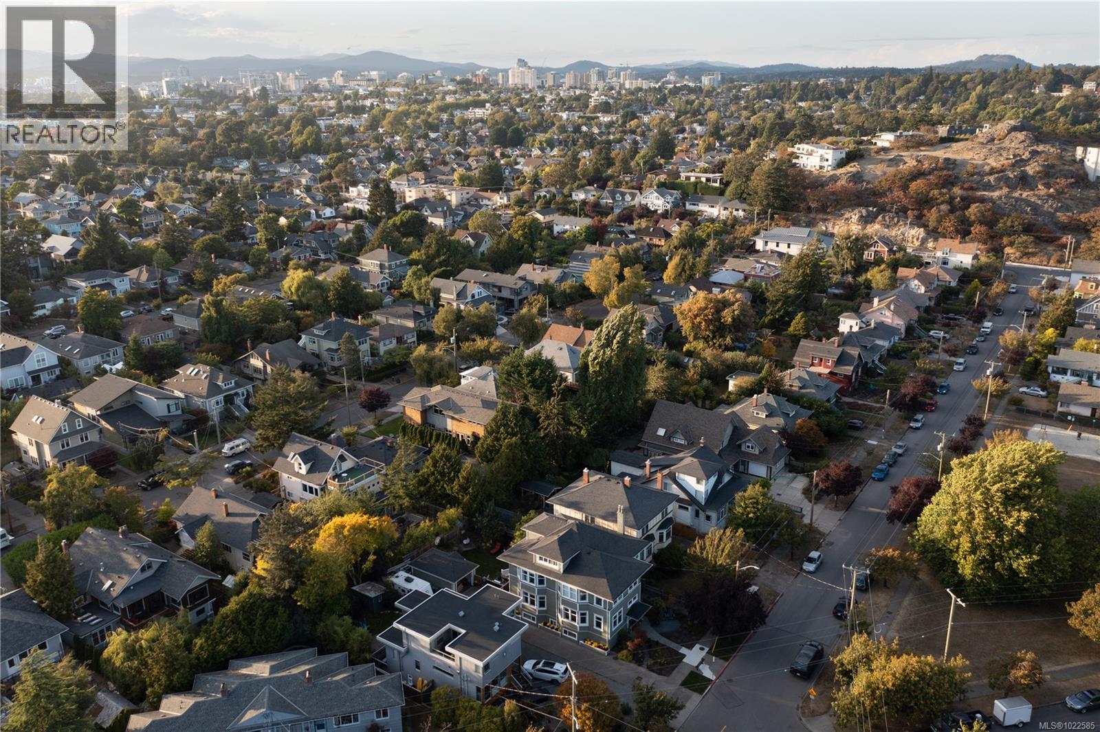  110 Eberts Street, Victoria