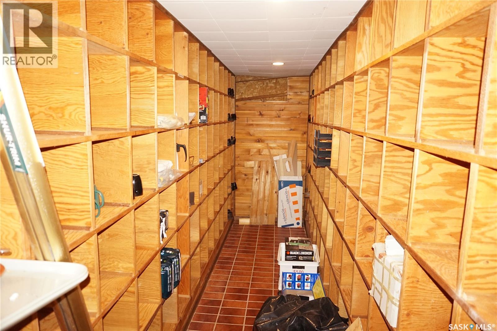 Single Family House Bungalow for Sale in  Rogers PLACE Regina 