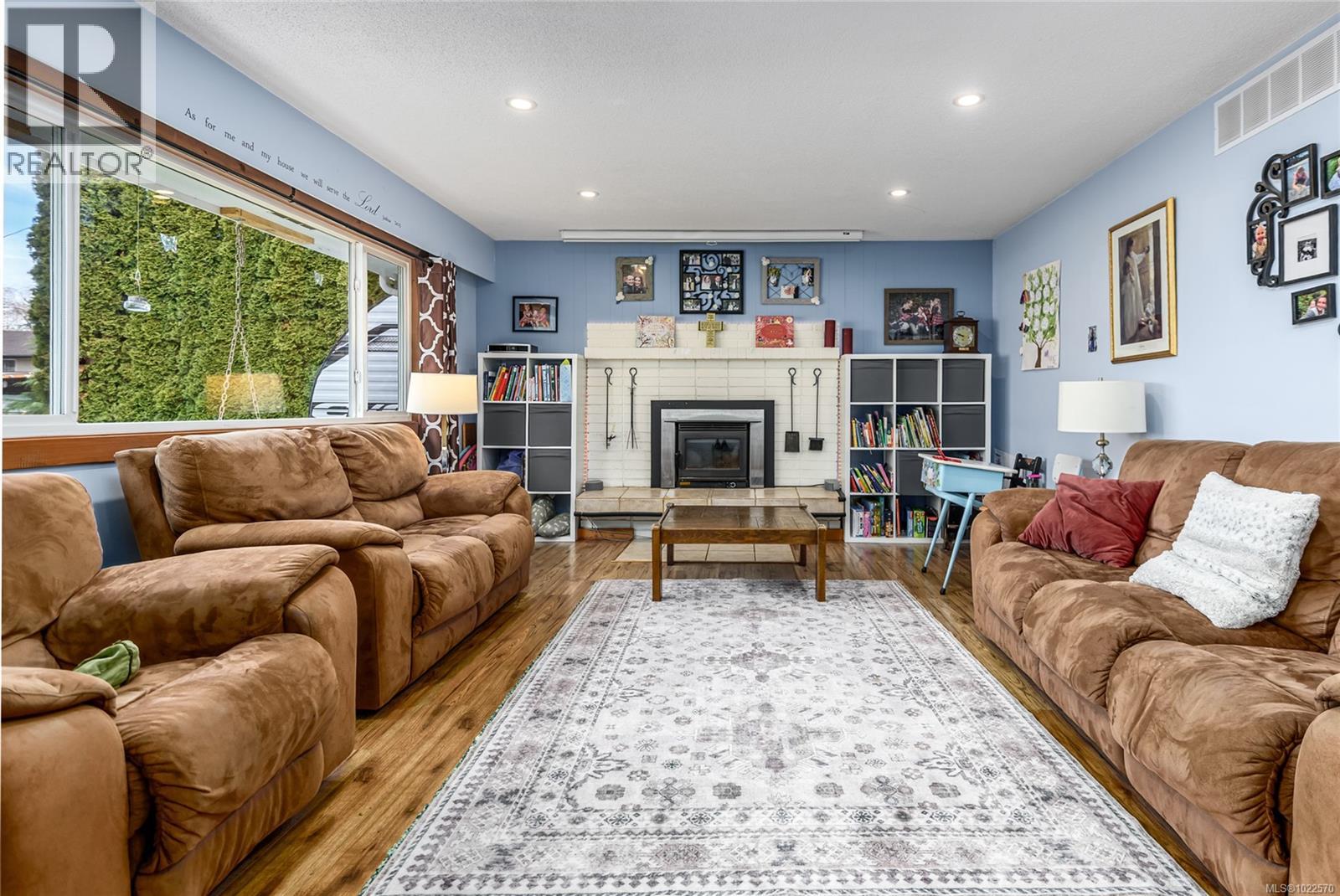 1935 Cousins Ave, Courtenay