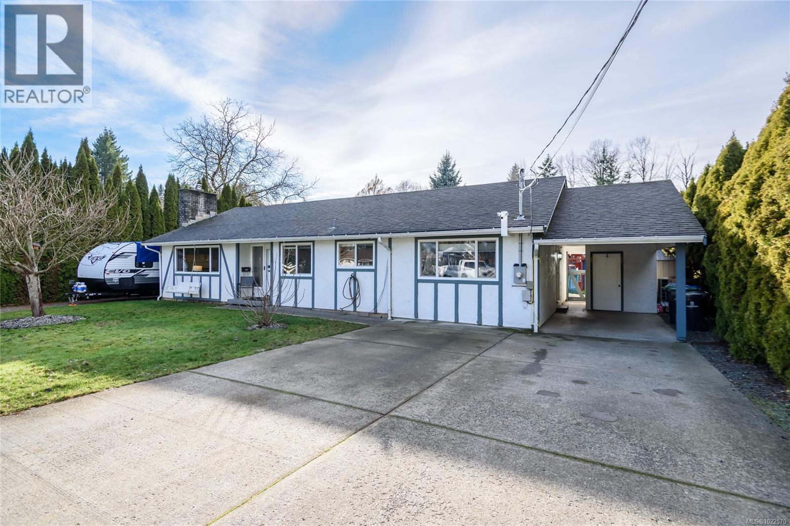 1935 Cousins Ave, Courtenay