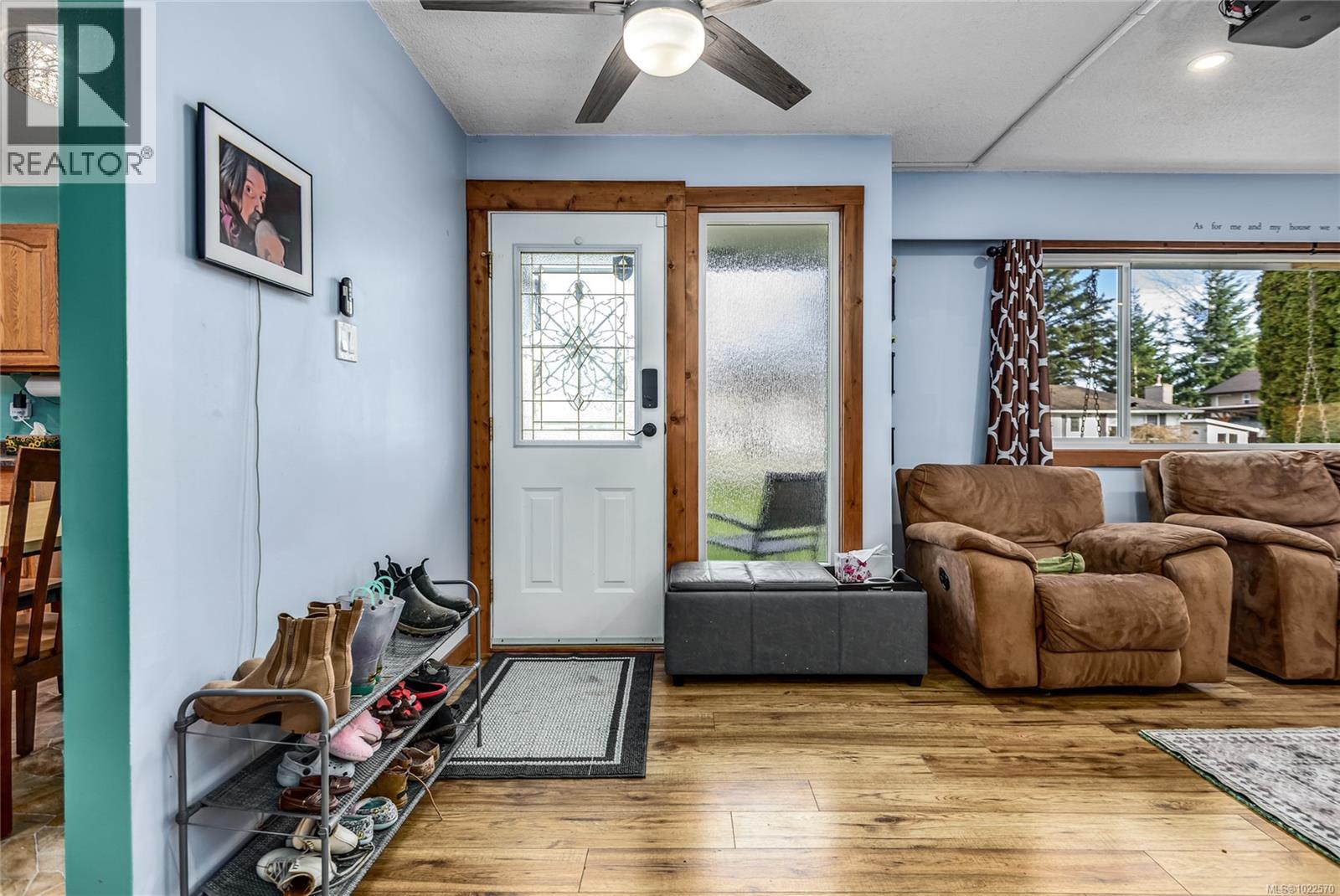 1935 Cousins Ave, Courtenay