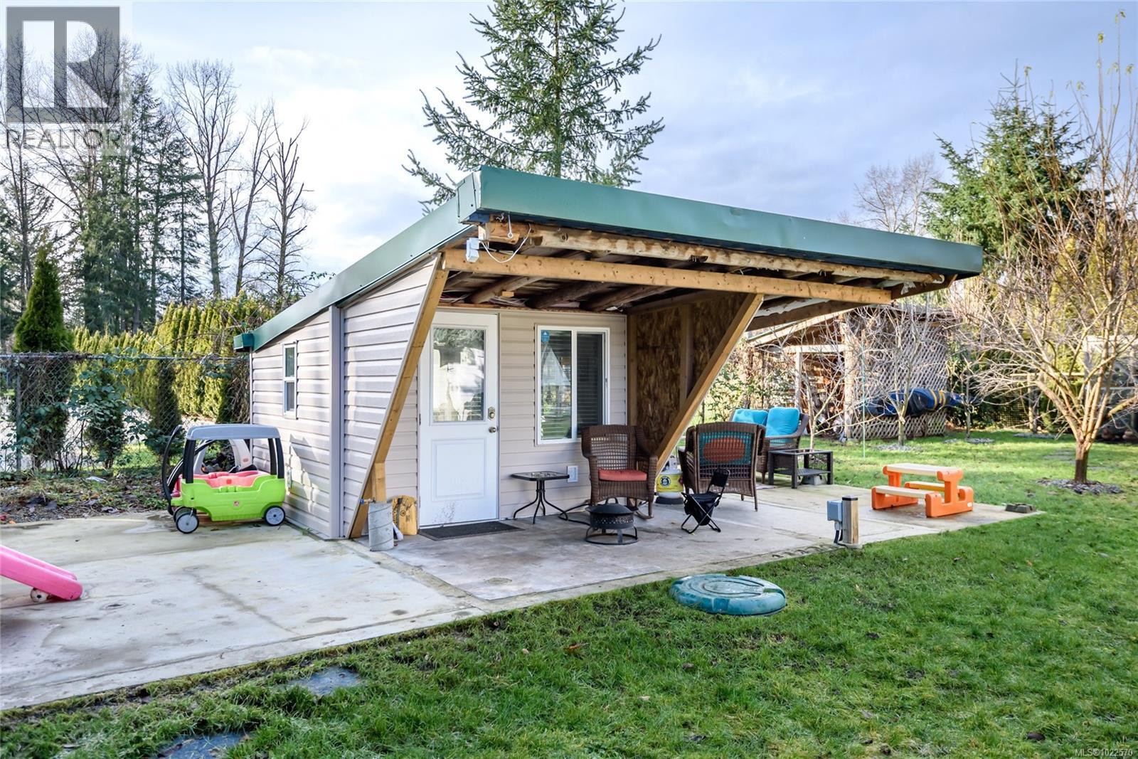 1935 Cousins Ave, Courtenay