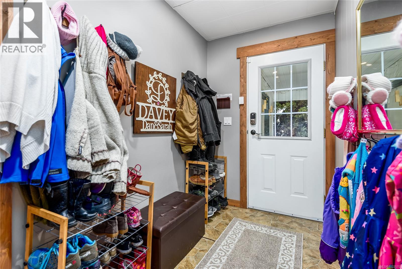 1935 Cousins Ave, Courtenay