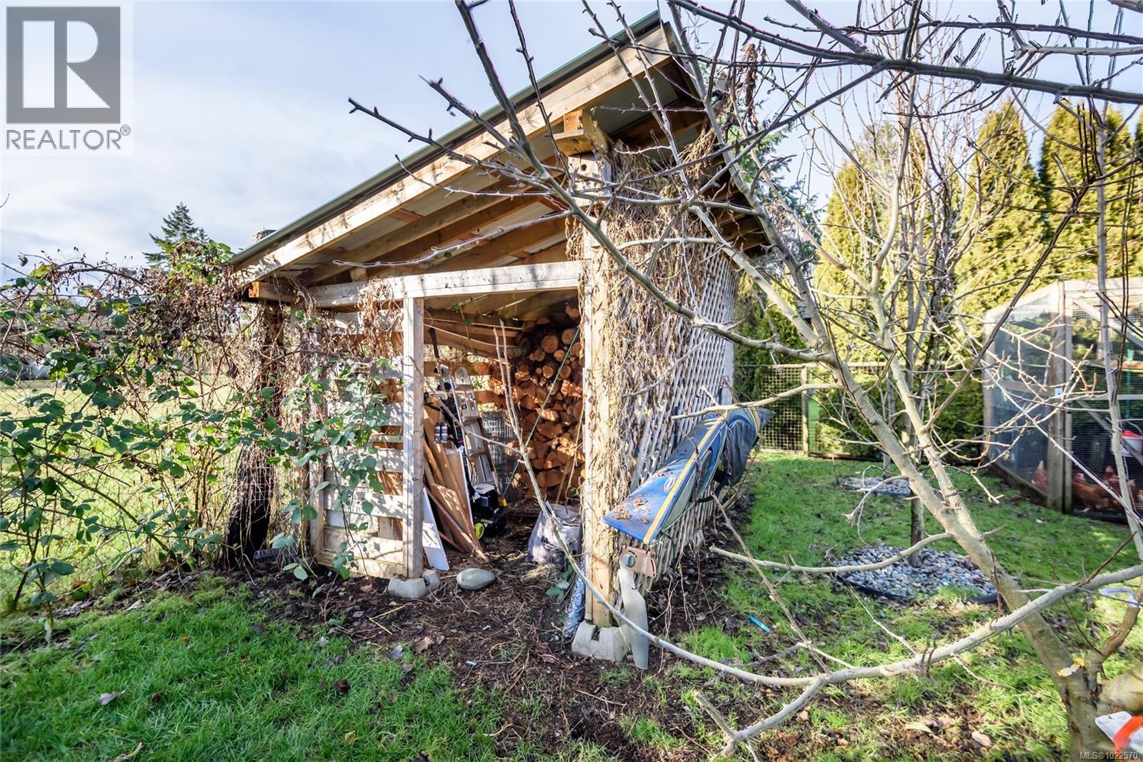 1935 Cousins Ave, Courtenay