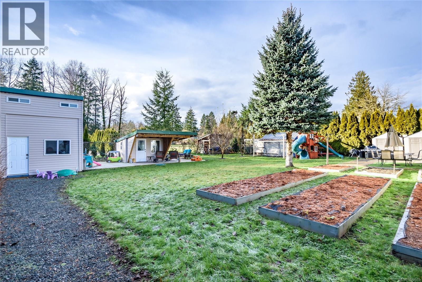 1935 Cousins Ave, Courtenay