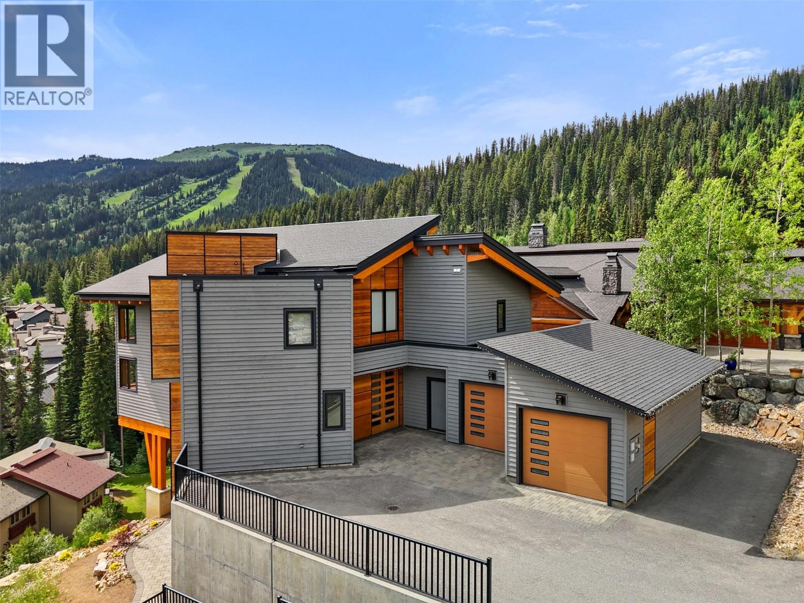 4249 Bella Vista Drive, Sun Peaks