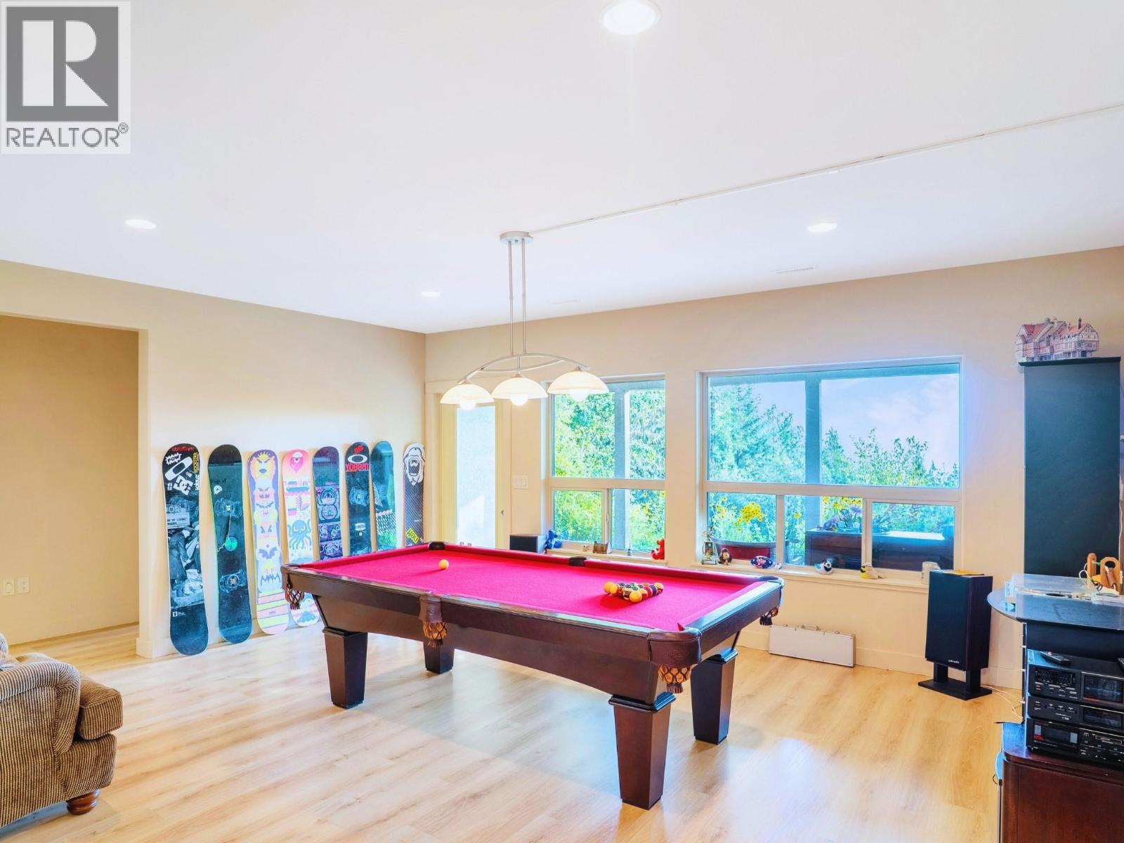 8130 Jackpine Road, Vernon