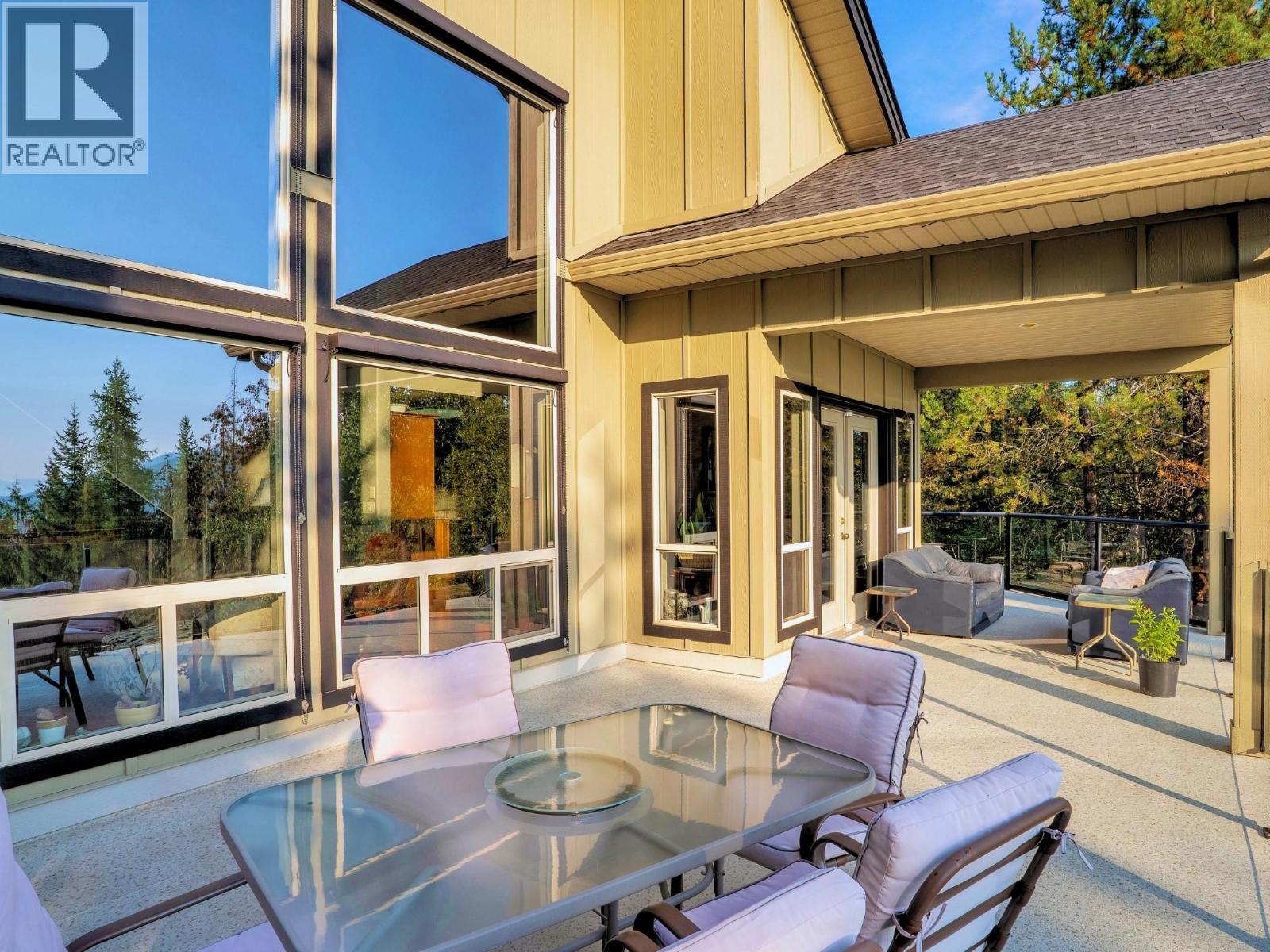 8130 Jackpine Road, Vernon