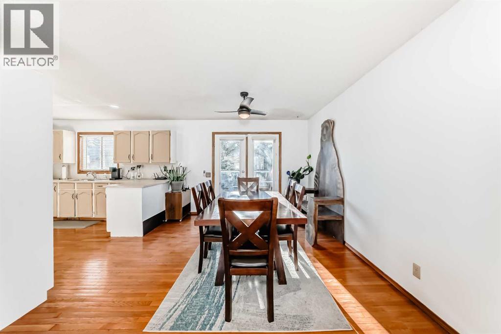 24 West Kerfoot Place, Cochrane