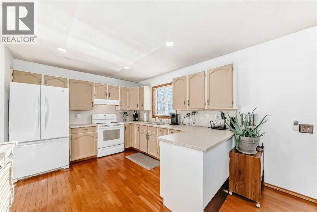 24 West Kerfoot Place, Cochrane