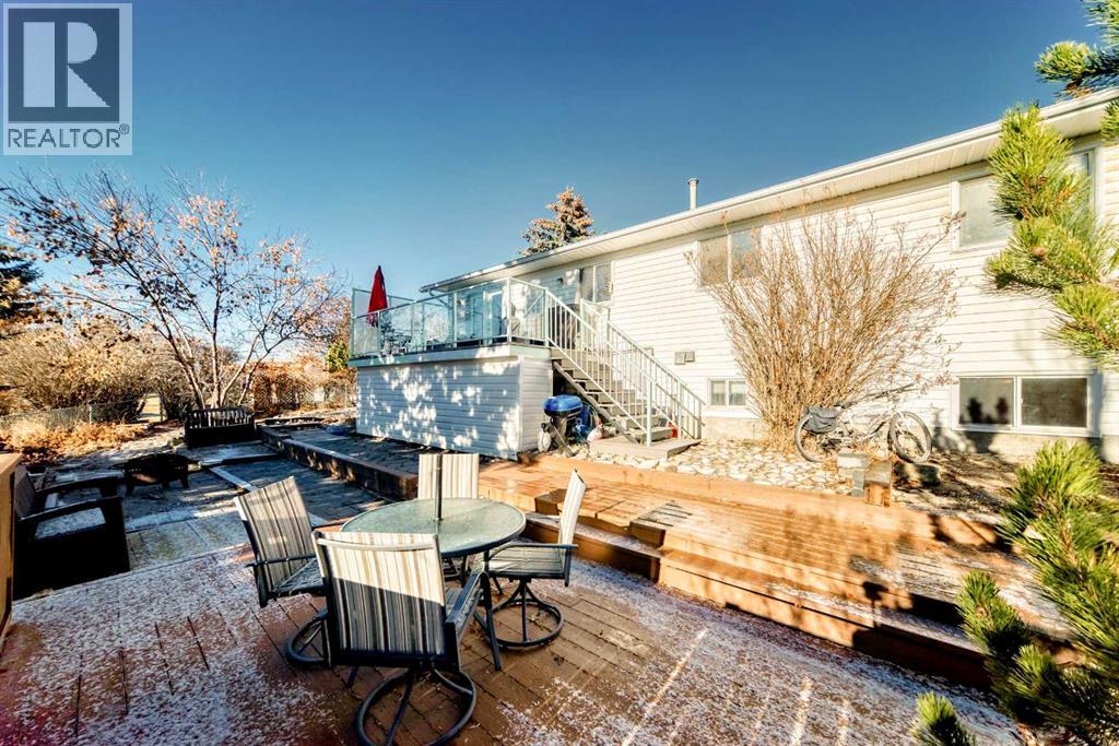 24 West Kerfoot Place, Cochrane