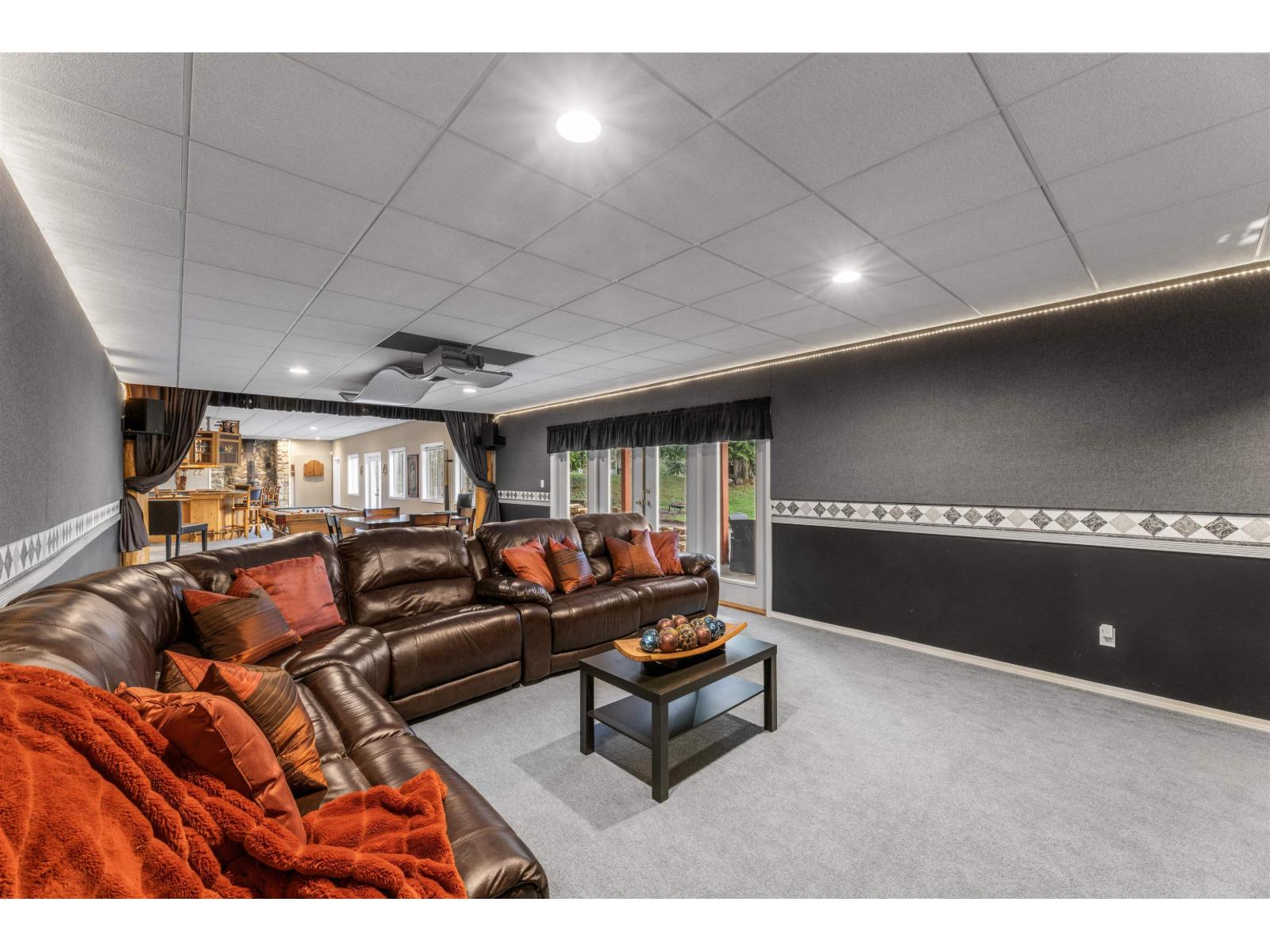 21980 100 AVENUE, Langley