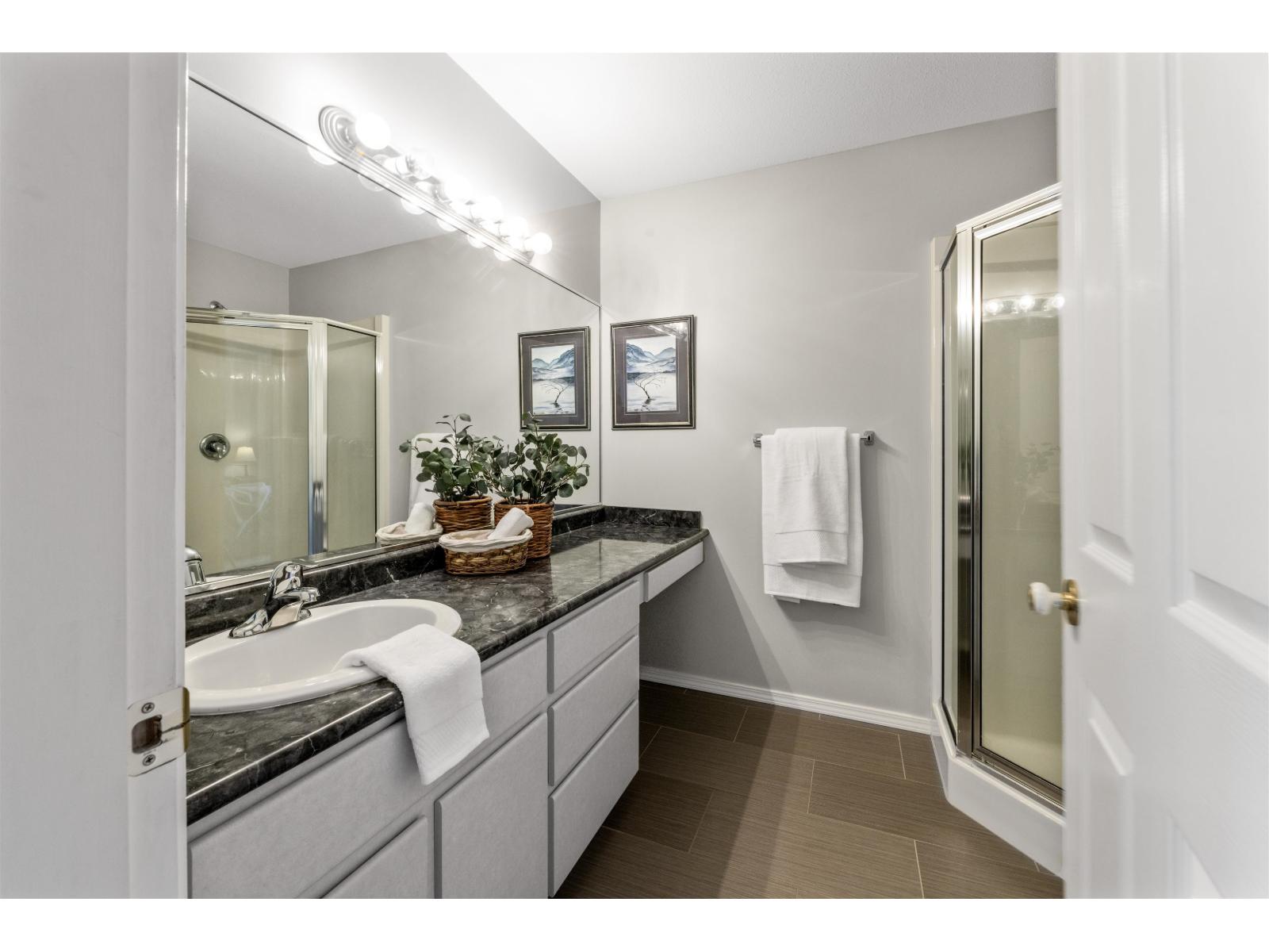 21980 100 AVENUE, Langley