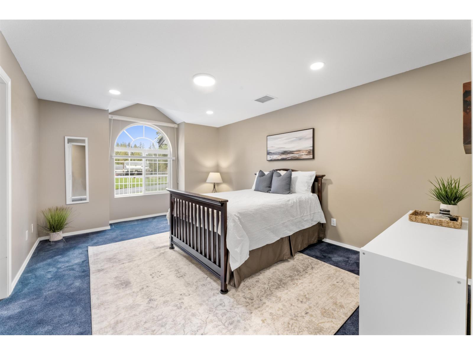 21980 100 AVENUE, Langley