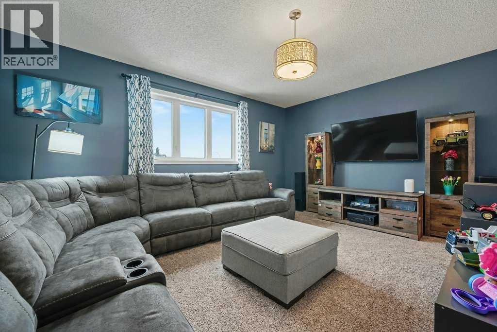 Single Family House for Sale in  Somerglen Way SW Somerset Calgary 